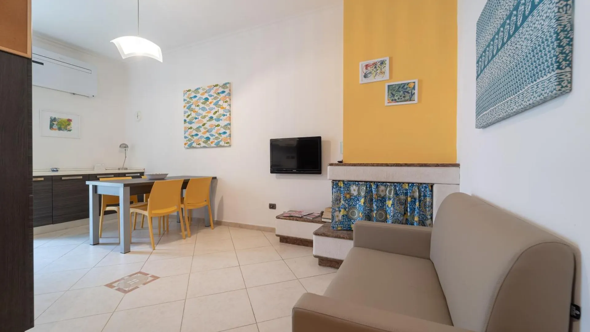 Contatos de Casa Sea Breeze Apartment
